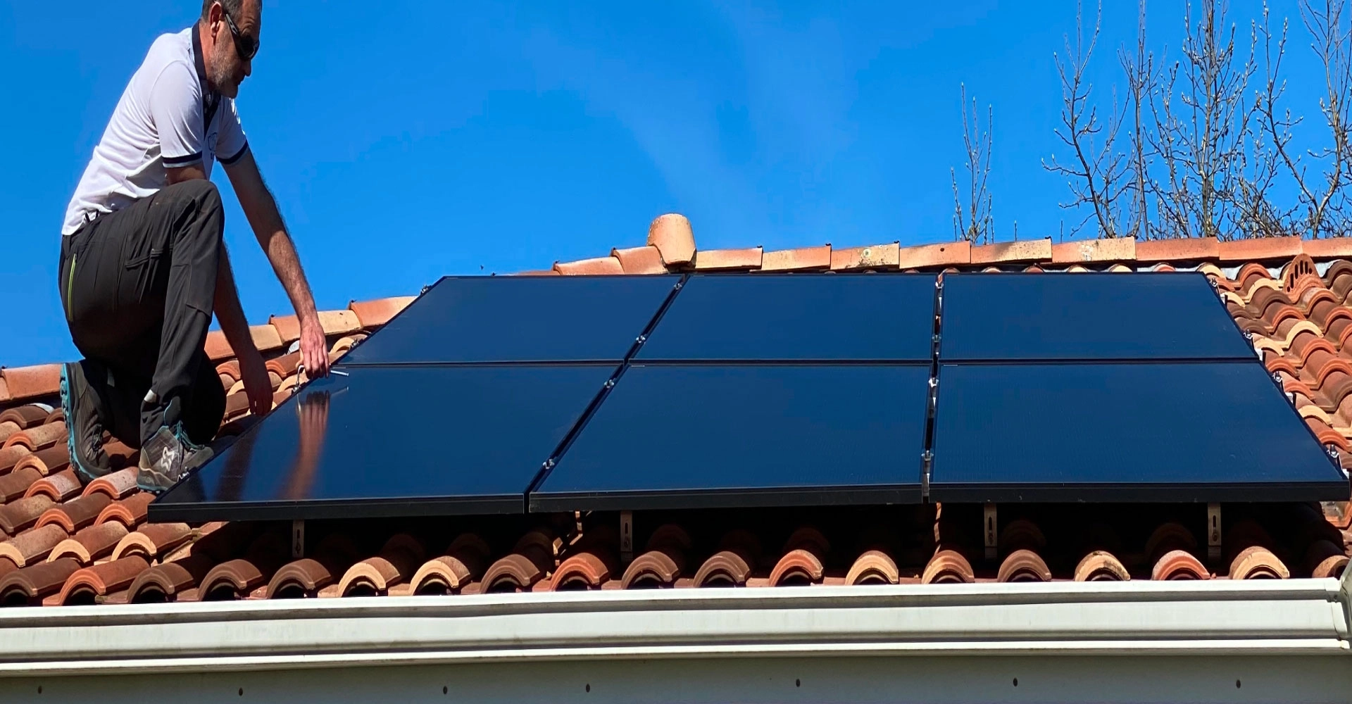 Solutions solaires clé en main, <span>expertise photovoltaïque garantie</span>